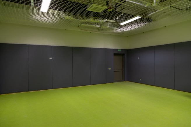 OSŁONY ZABEZPIECZAJĄCE ŚCIANY (2)